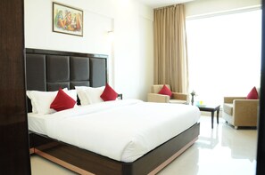 Executive Double Room | Egyptian cotton sheets, premium bedding, down comforters - Chandra Imperial (Jodhpur)