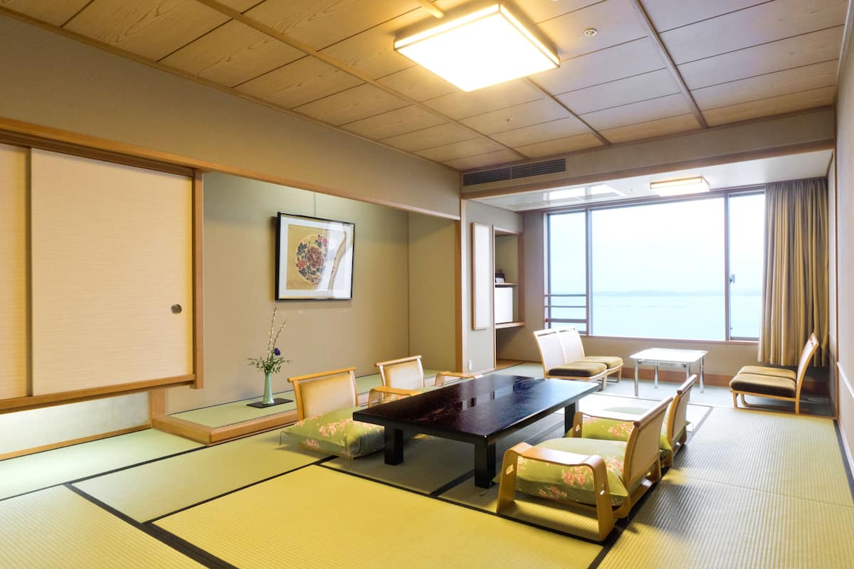 Camera Standard (East Wing - Theater Dining-Ai) | Biancheria da letto di alta qualità, una cassaforte in camera