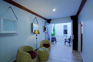 1 habitación, ropa de cama de alta calidad y minibar 