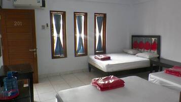 Kamar Keluarga (Family Room C) | Wi-Fi gratis