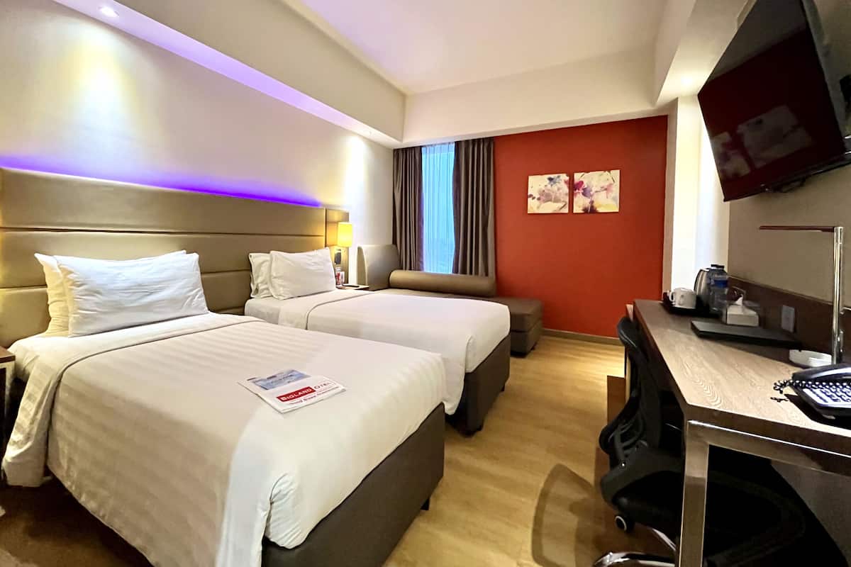 Deluxe-Zimmer | Hochwertige Bettwaren, Zimmersafe, Schreibtisch