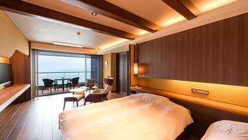 Premium bedding, free minibar items, in-room safe, free WiFi