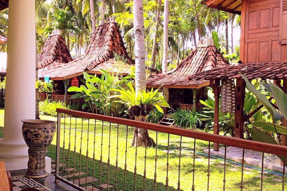 The Ermaja's Pavilion Hotel