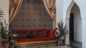 Chi tiết nội thất