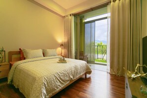 1 Bedroom Apartment | 1 bedroom, desk, blackout drapes, free WiFi