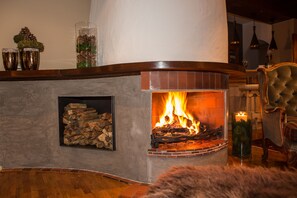 Lobby - Chalet Brunnenhof (Sankt Anton am Arlberg)