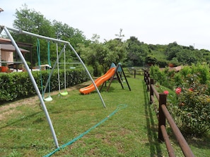 Außen-Kinderspielplatz