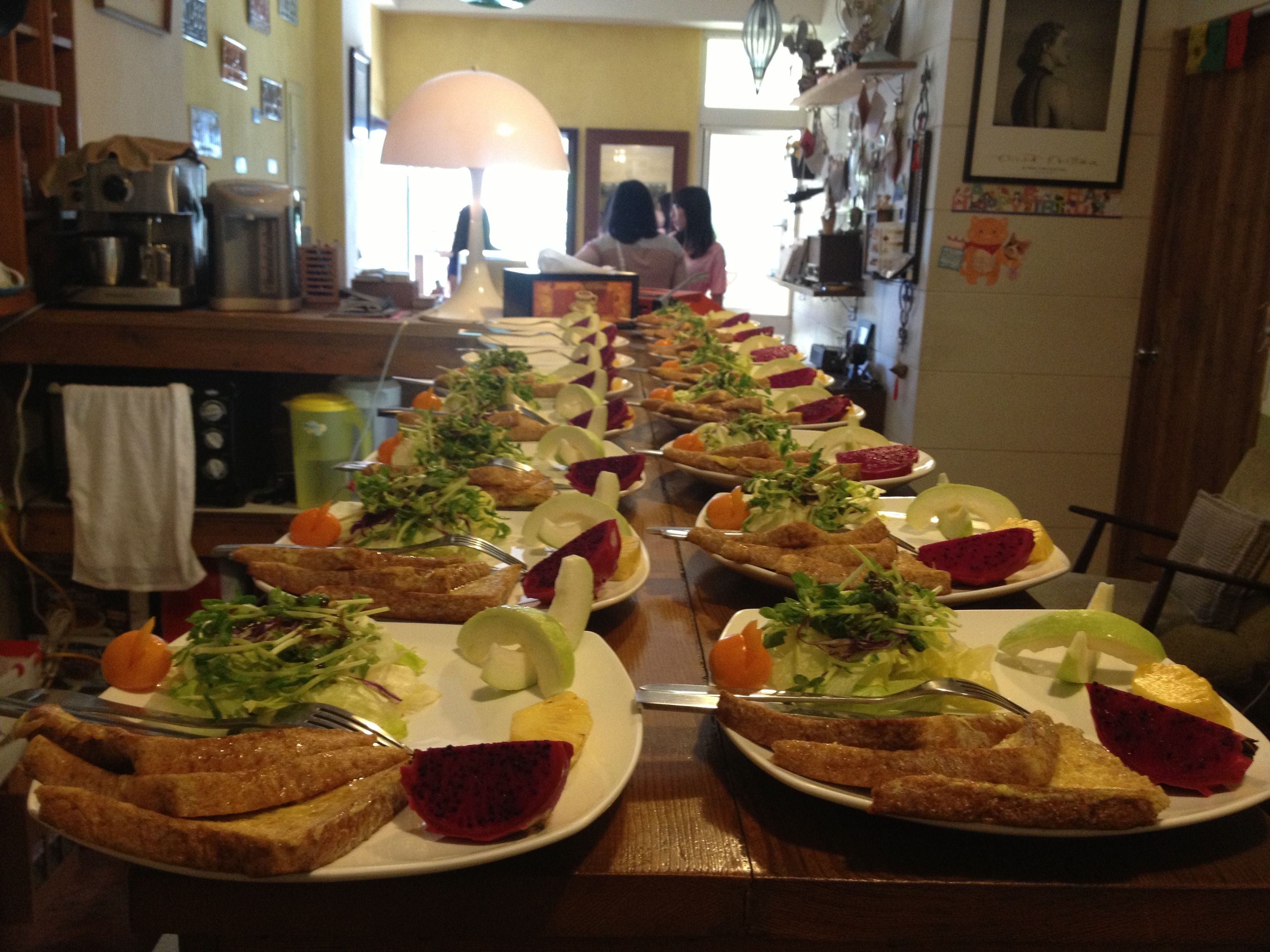 Free daily continental breakfast 