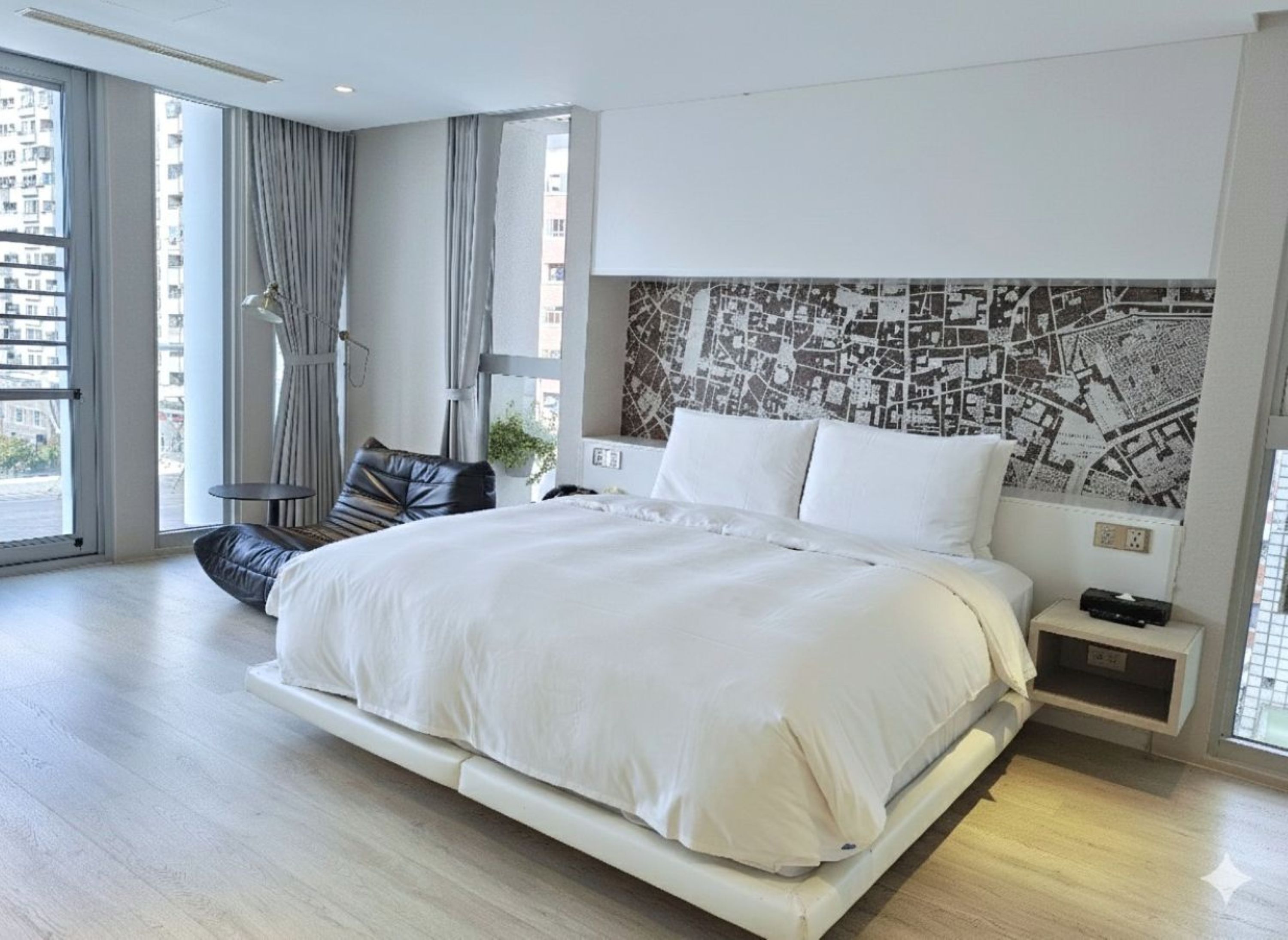 環遊城市雙人房 | 高級寢具、羽絨被、書桌、隔音