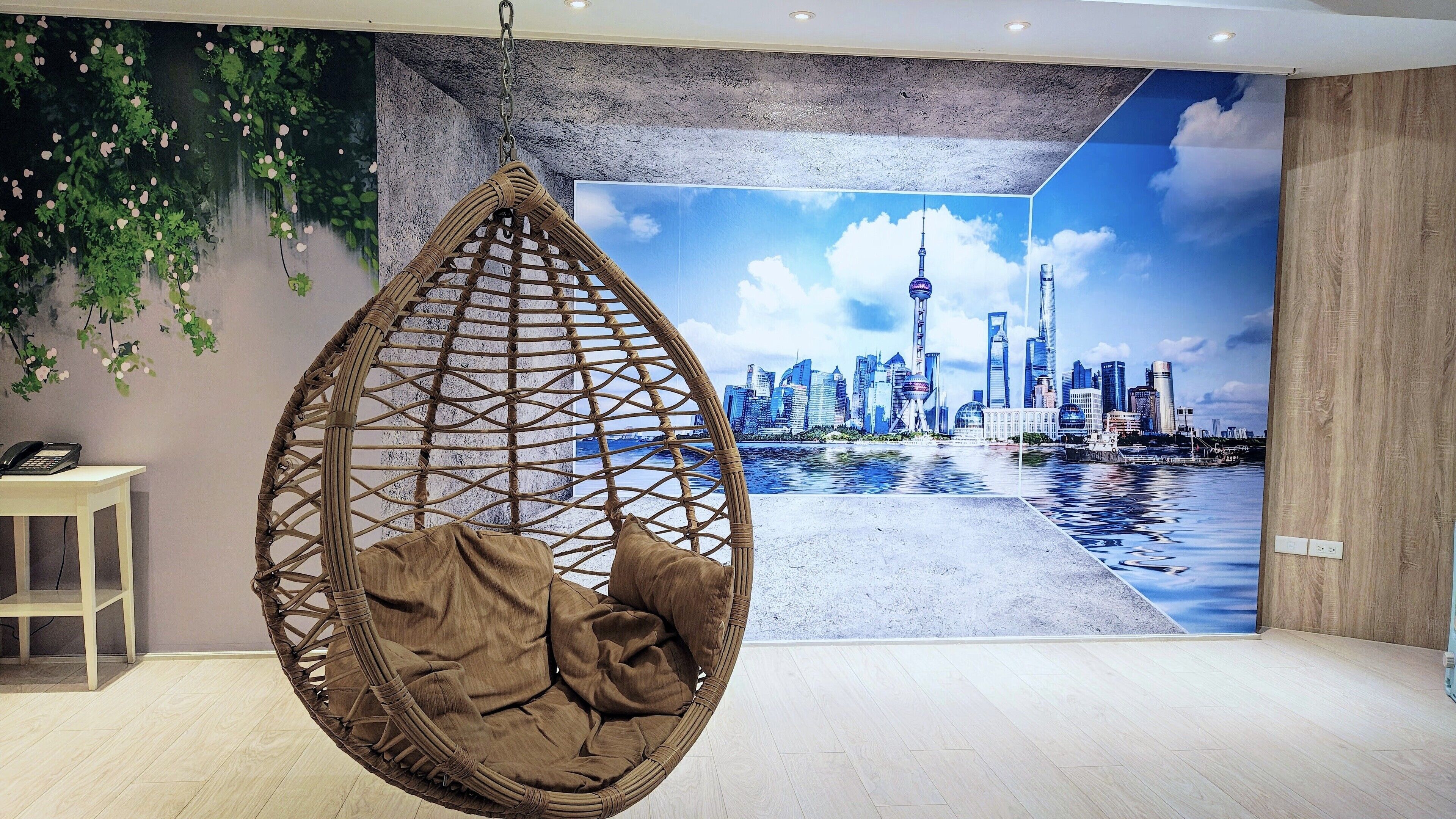 Habitación cuádruple familiar | Ropa de cama de alta calidad, edredón, escritorio y insonorización 