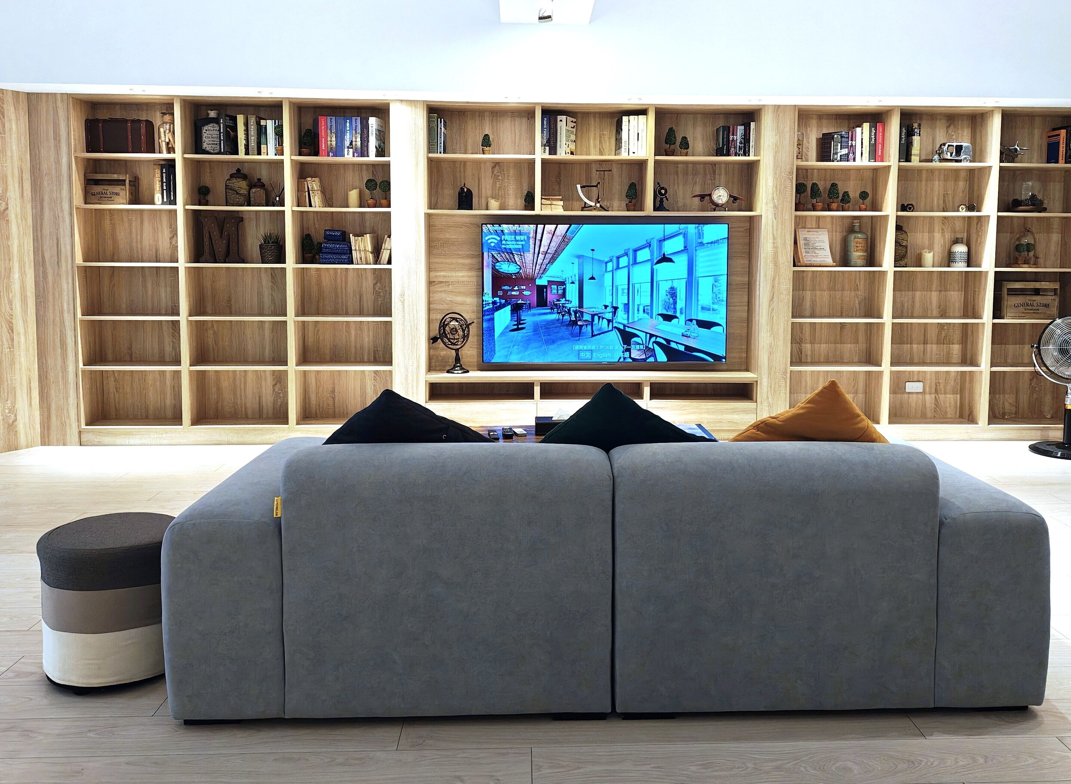 享樂四人房 | 高級寢具、羽絨被、書桌、隔音