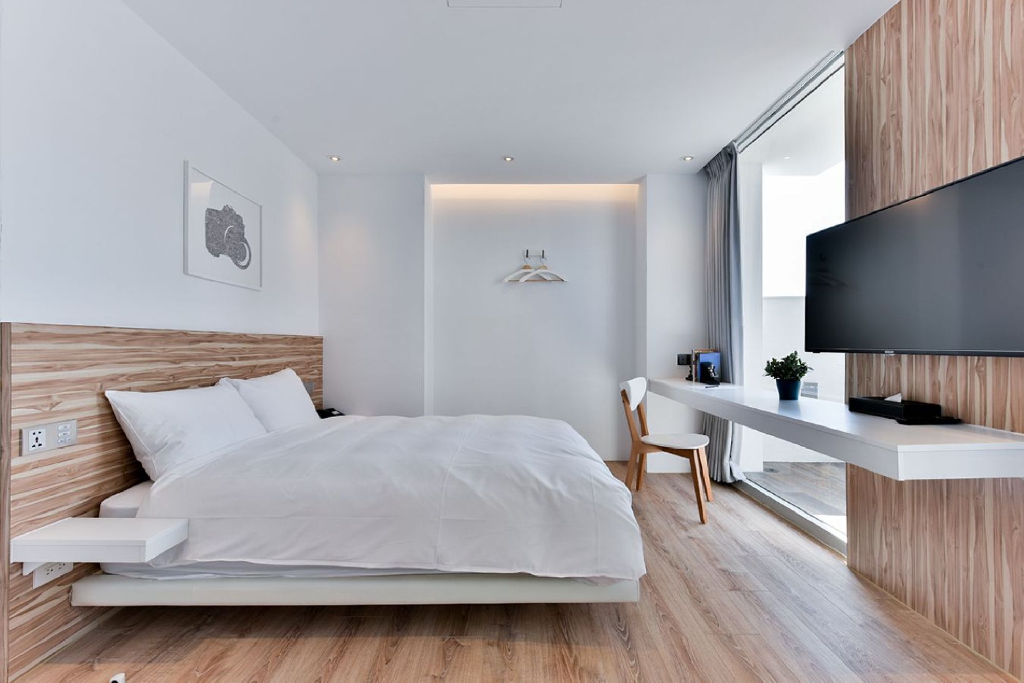 樂遊舒適-603 | 高級寢具、羽絨被、書桌、隔音