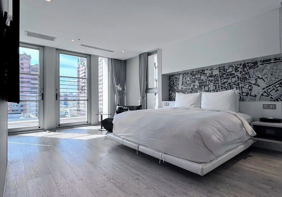 Ropa de cama de alta calidad, cubrecamas y escritorio 