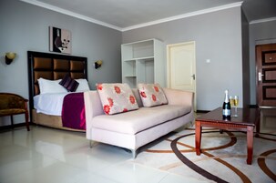 Desk, iron/ironing board, free WiFi