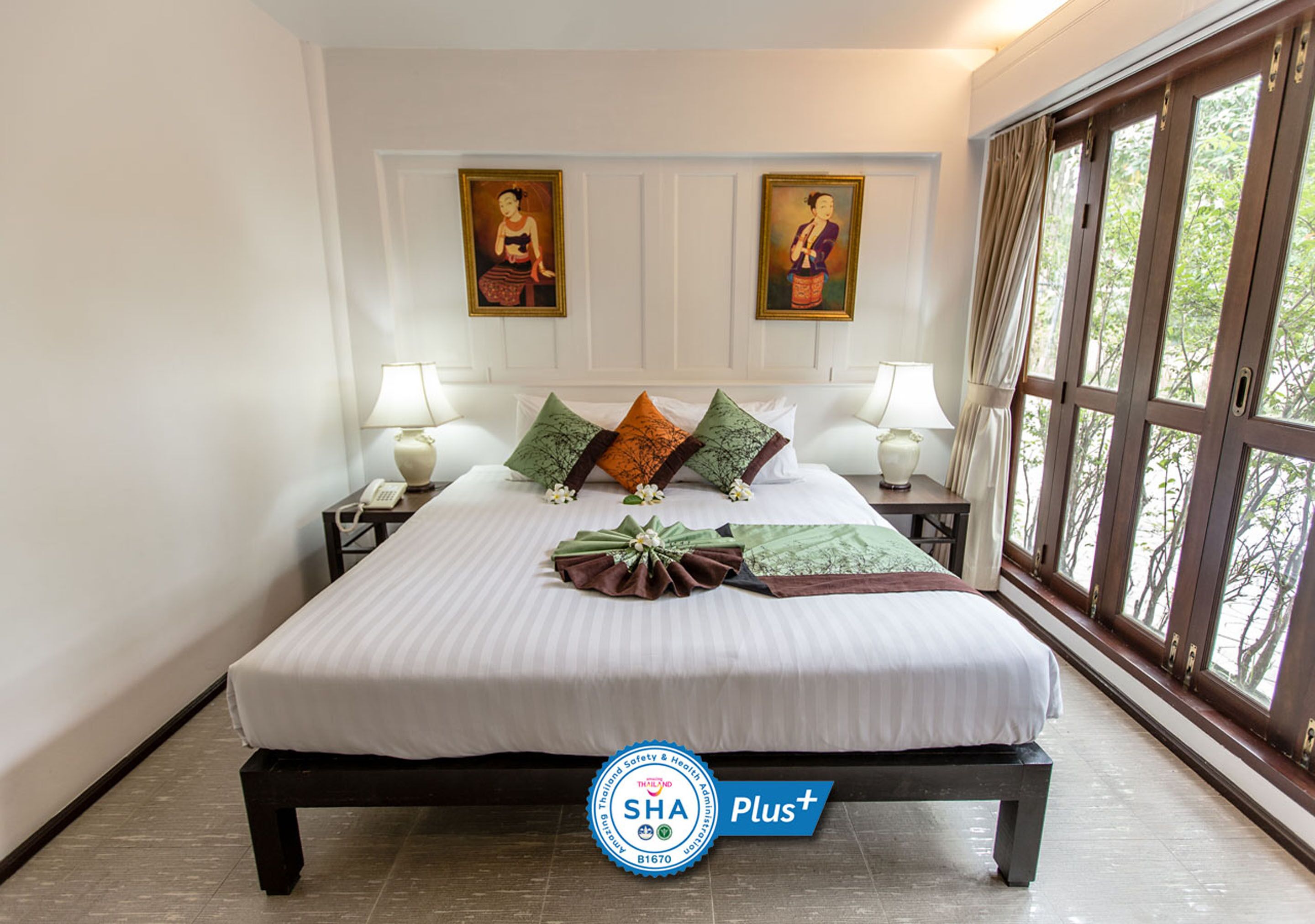 superior double room | 1 bedroom, in-room safe, desk, blackout curtains