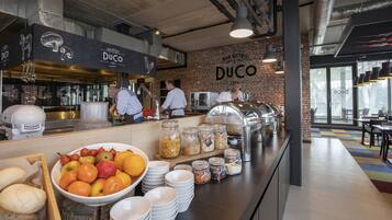 Daily buffet breakfast (EUR 18.50 per person)