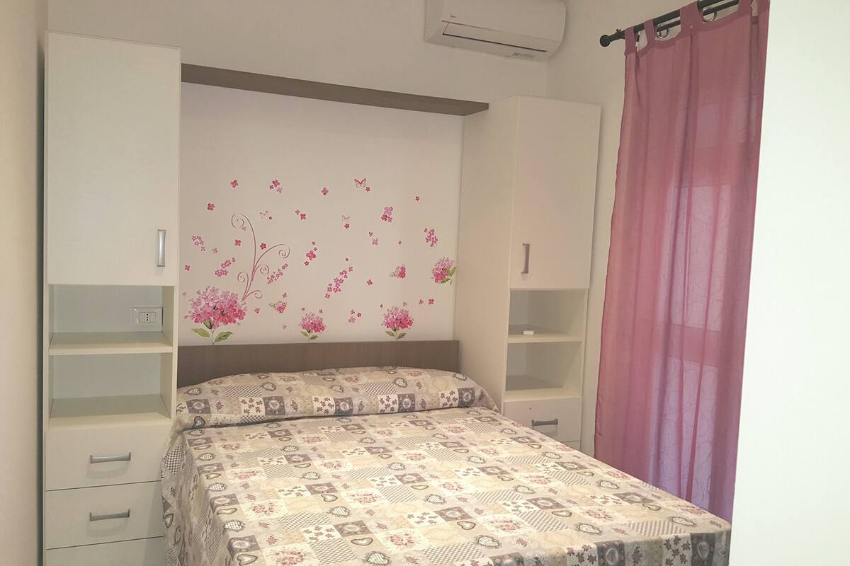 Phòng đôi, có phòng tắm riêng | Bàn, giường gấp/giường phụ (phụ phí)