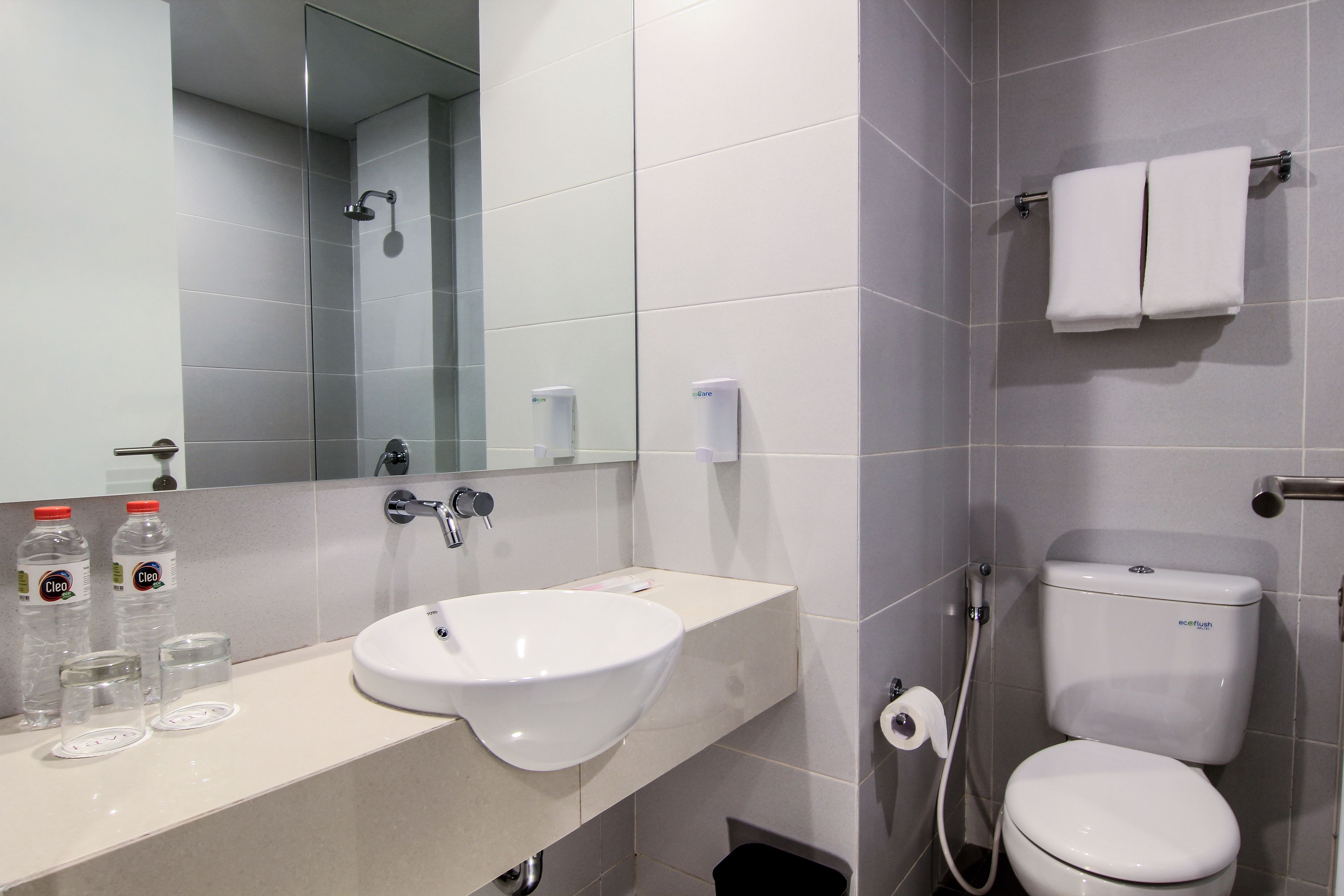 superior room | bathroom | shower, free toiletries, slippers, towels