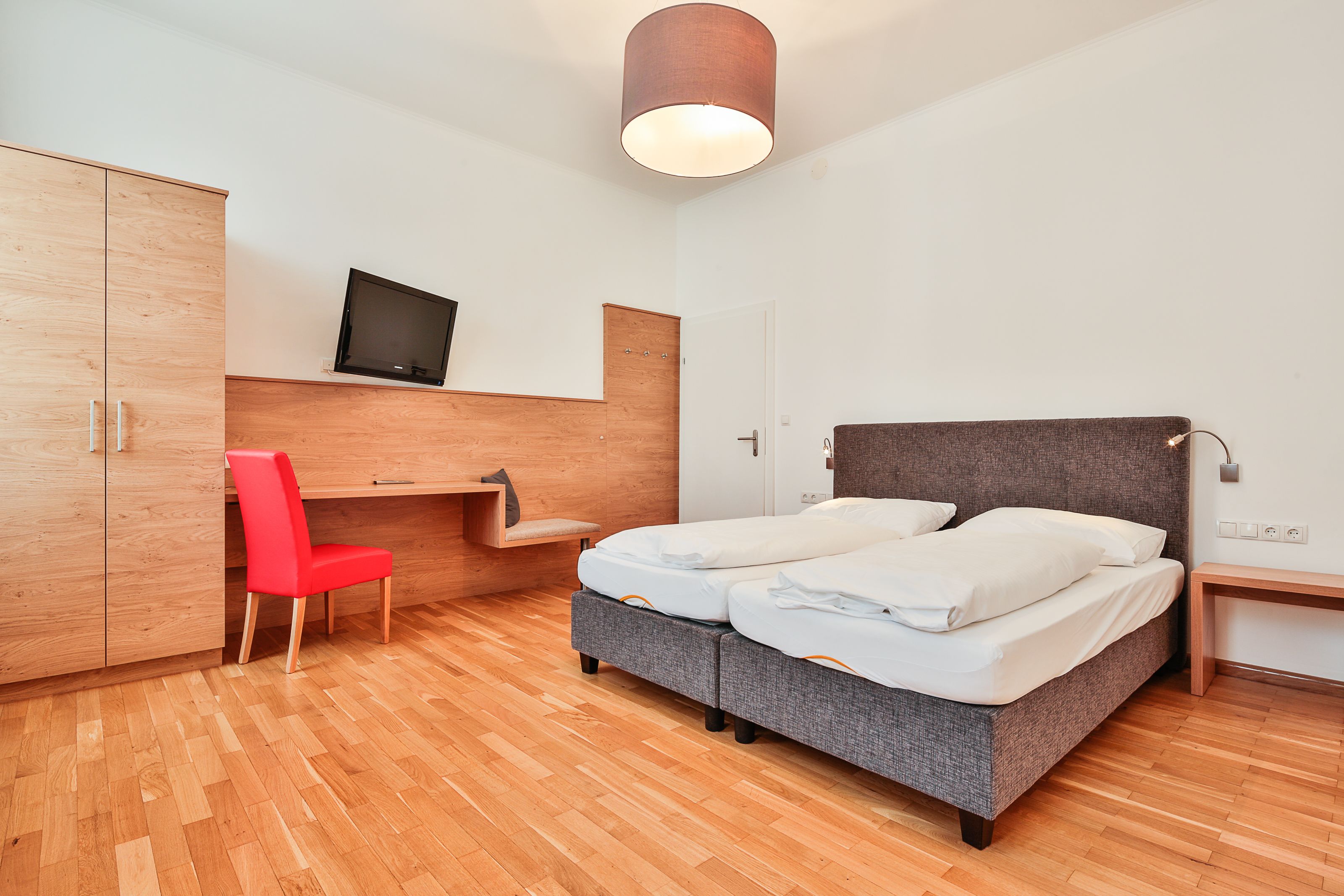 comfort double or twin room | in-room safe, desk, soundproofing, cots/infant beds