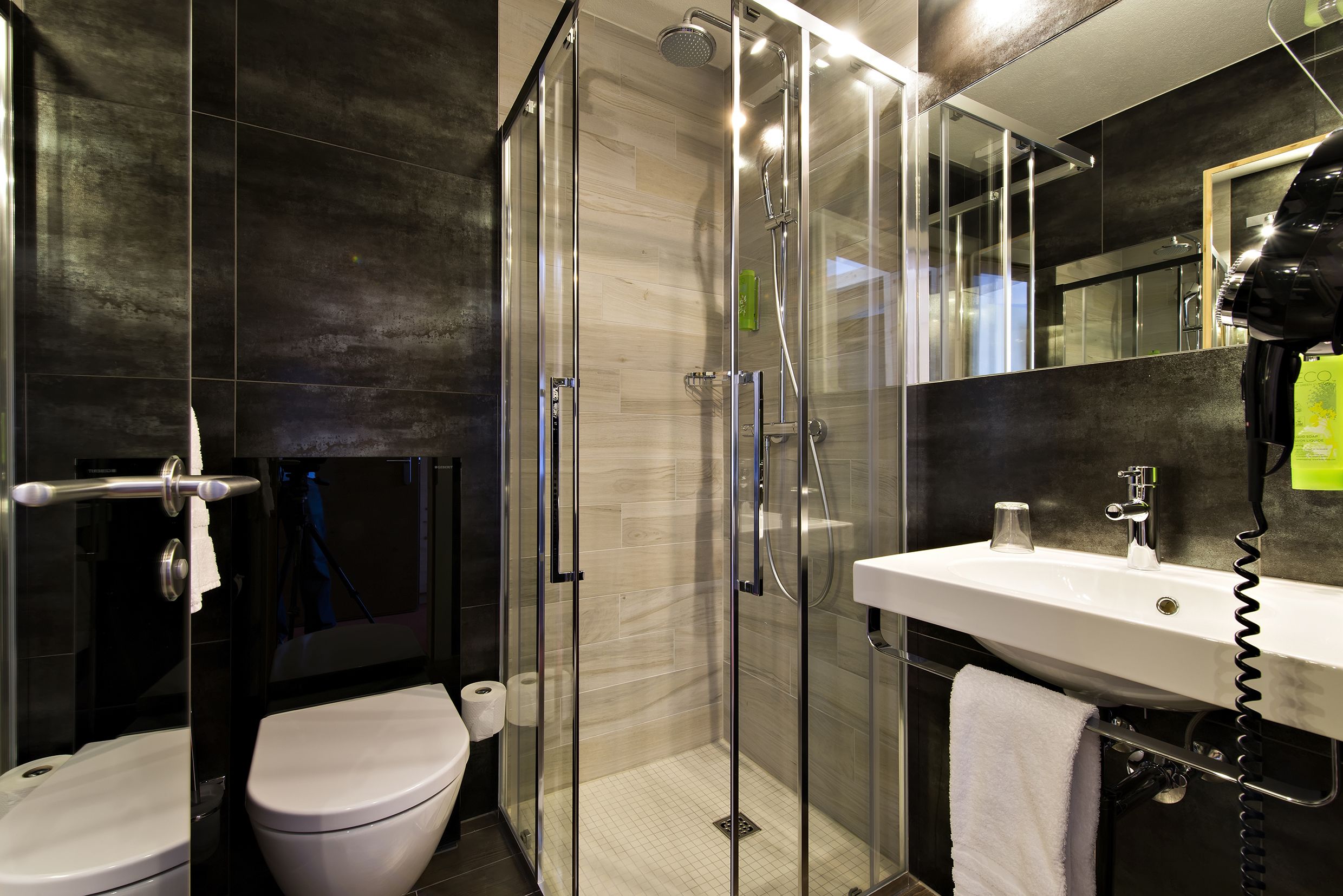 economy double room, 1 queen bed, mountain view, mountainside | bathroom | shower, free toiletries, hair dryer, bathrobes