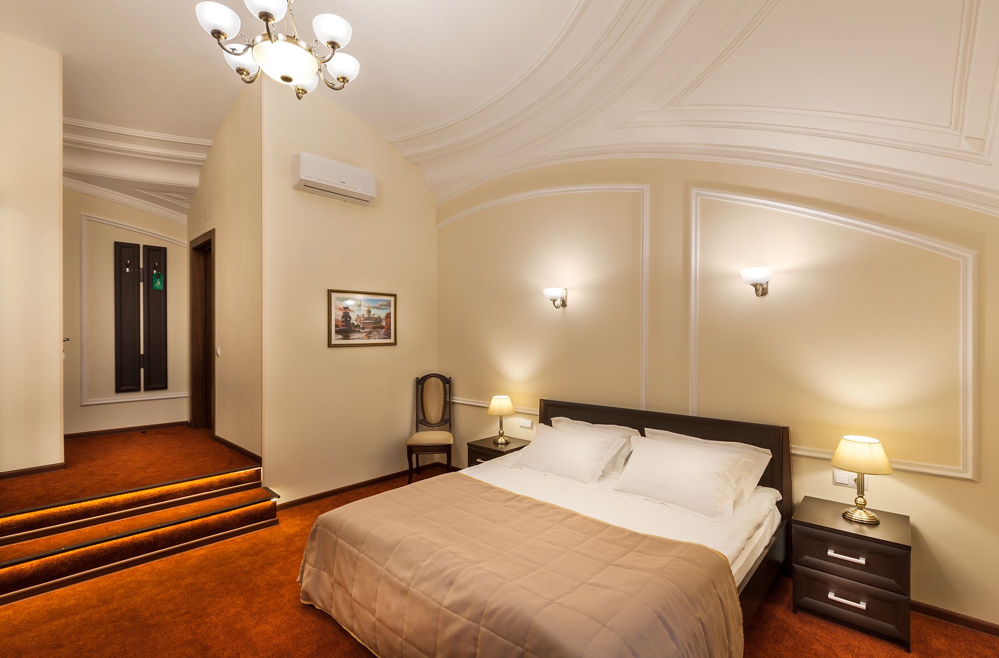 Dobbelt- eller tomannsrom – superior, 1 soverom | Sengetøy av topp kvalitet, safe på rommet og skrivebord