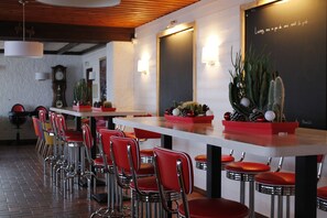 Daily buffet breakfast for a fee - Hôtel Le Tremplin (Morzine)