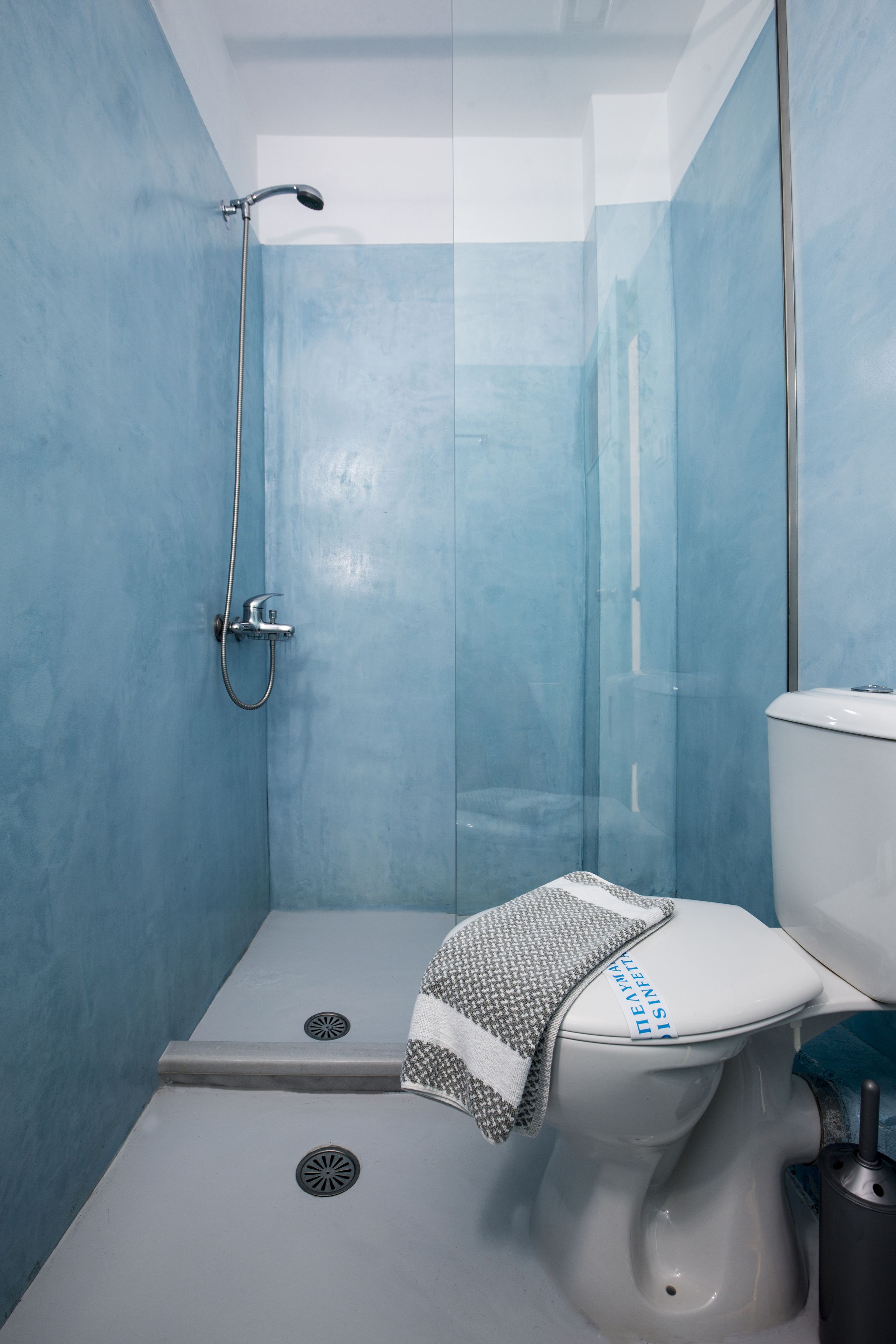 Basement Double Room - Underground with no balcony | Bathroom