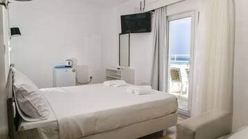 Panoramic Double Room, Sea View | Tempur-Pedic beds, in-room safe, individually decorated