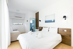 Chambre Double Panoramique, vue mer | 1 chambre, matelas Tempur-Pedic, coffres-forts dans les chambres