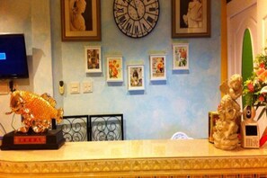 Reception - The Villa Khaopreedee (Thung Song)