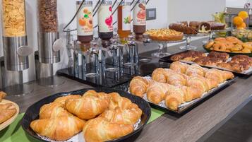 Daily buffet breakfast (EUR 7 per person)
