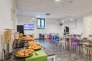 Daily buffet breakfast (EUR 7 per person)