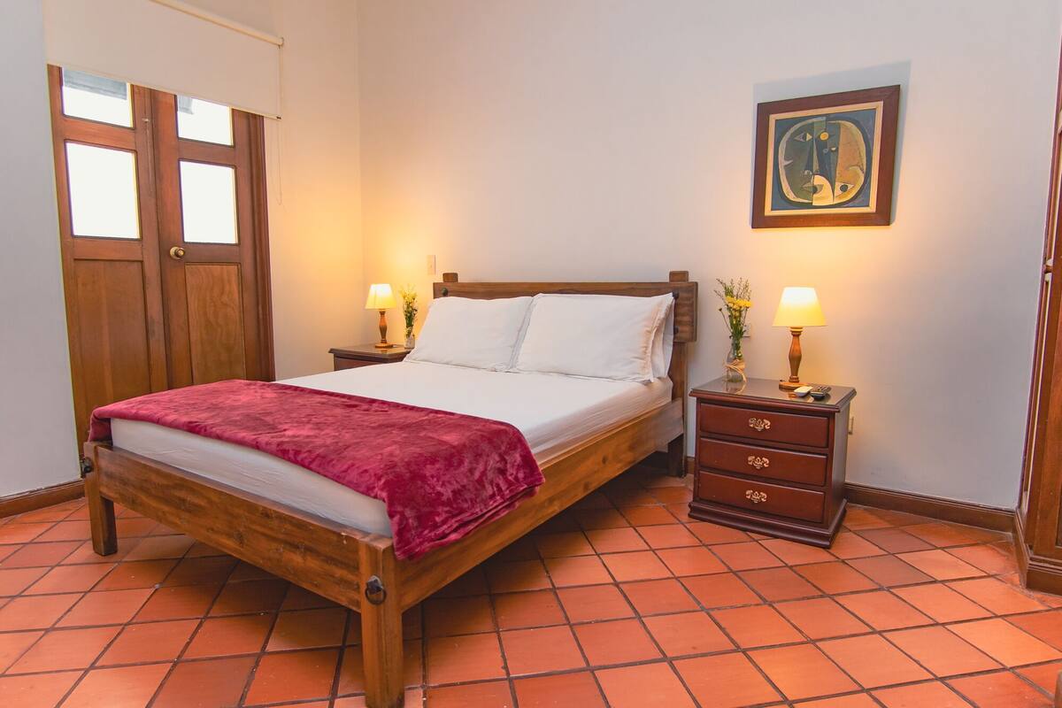 Apartamento superior | 1 dormitorio, ropa de cama de alta calidad, minibar y caja fuerte