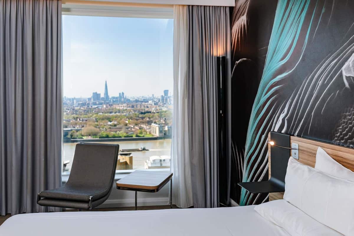 Superior Double Room, 1 Double Bed, City View | In-room safe, desk, laptop workspace, iron/ironing board