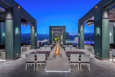 Restaurant. AC Hotel Asheville Downtown