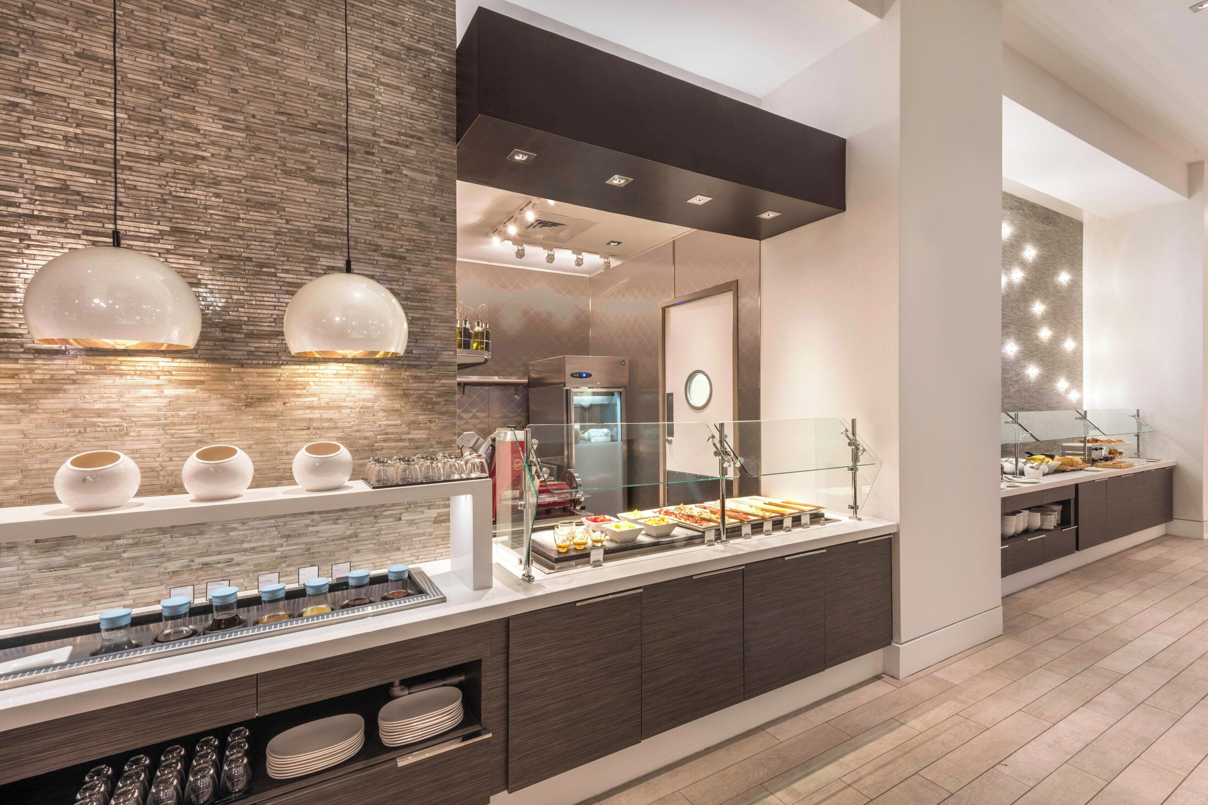 daily cooked-to-order breakfast for a fee