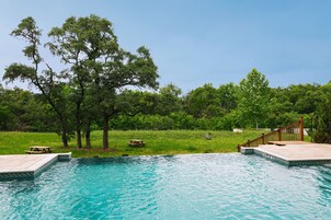 Piscina infinita