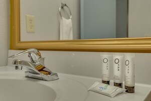 Ropa de cama de alta calidad y escritorio 