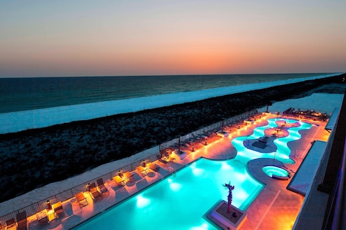 SpringHill Suites by Marriott Navarre Oceanfront