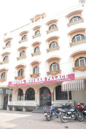 Façade de l’hébergement