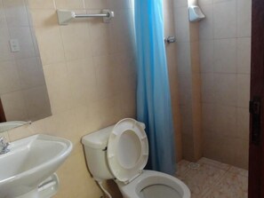 Ducha, toallas, jabón