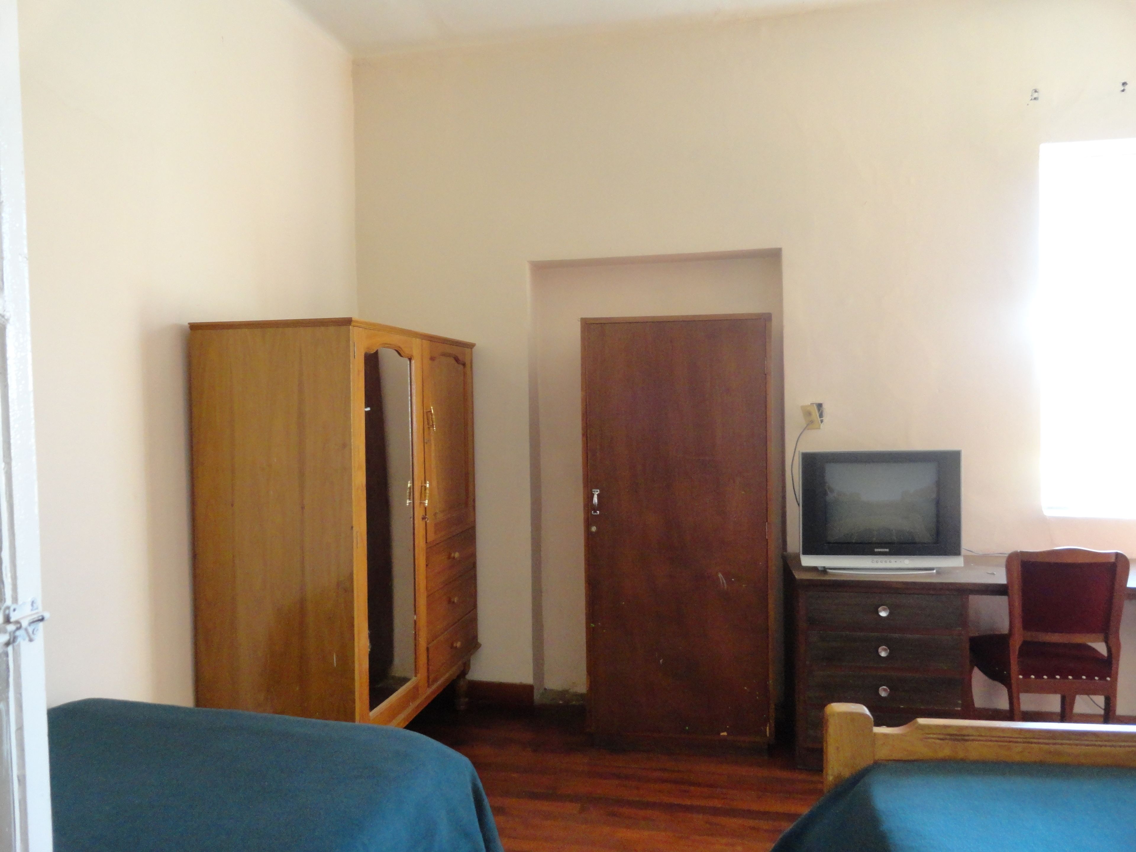 basic apartment, 2 bedrooms, kitchenette (for 5 people) | down duvets, memory-foam beds, free wifi, bed sheets