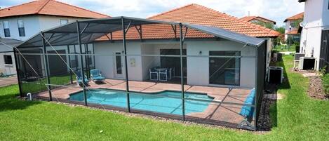 ファミリー ハウス 4 ベッドルーム | プール | 屋外プール