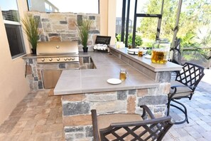 Family House, 6 Bedrooms | BBQ/picnic area - 216 Watersong House 7 Bedroom by Florida Star (Davenport)