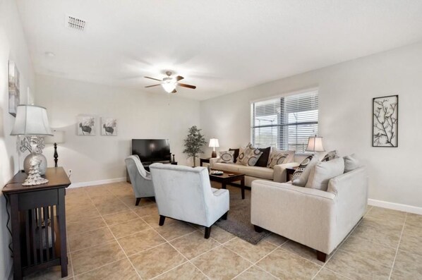 Family House, 5 Bedrooms | Living area | DVD player