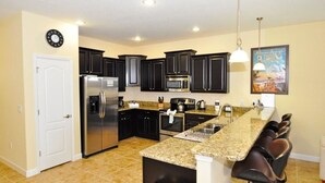 Rumah Keluarga, 6 kamar tidur | Dapur pribadi | Mesin pembuat kopi/teh, lemari es, dan microwave