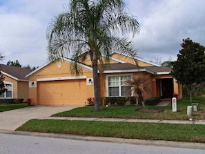 Family House, 4 Bedrooms | Front of property