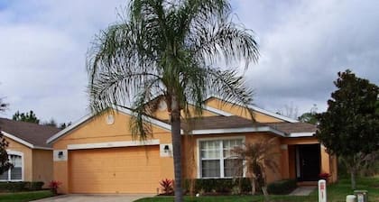 251 Sandy Ridge House 4 Bedroom by Florida Star