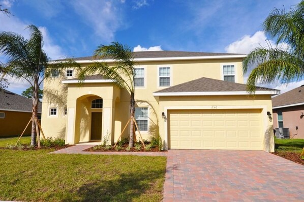 Family House, 5 Bedrooms | Front of property - 256 Watersong House 5 Bedroom by Florida Star (Davenport)