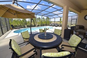 Family Townhome, 5 Bedrooms | Dining - 4079 Solterra Townhome 5 Bedroom by Florida Star (Davenport)